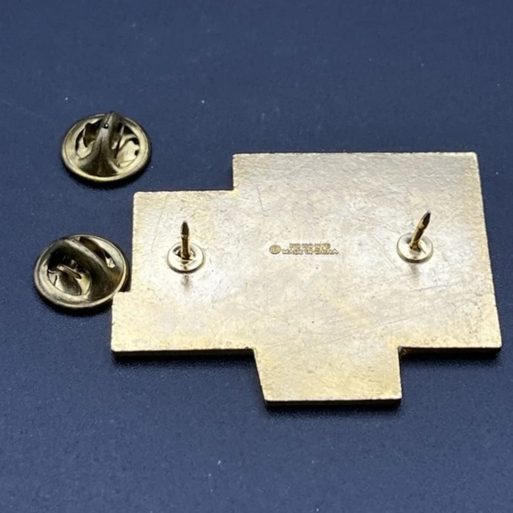 Lions Club Pearson Pickerel‎ 1994 Lapel Hat Pin